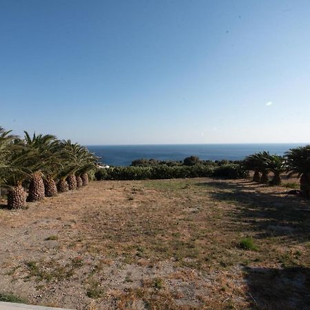 Ligres Beach - 2 Bedrooms Apartment Sea View Agia Paraskevi  Bagian luar foto